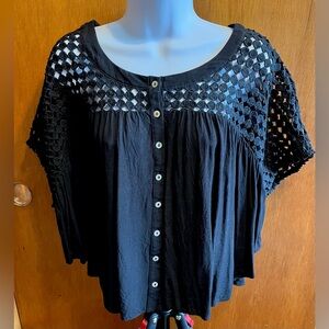 A Peach brand, oversized crop lace inset black top med. Bohemian boutique style
